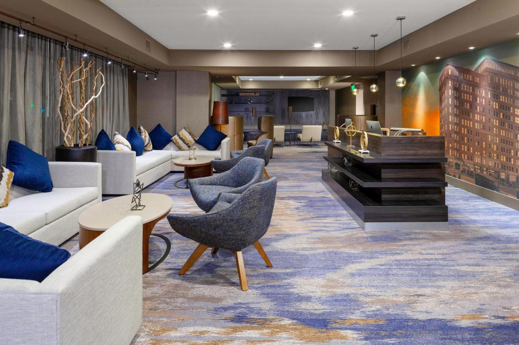 Courtyard By Marriott Dallas Downtown/Reunion District Экстерьер фото